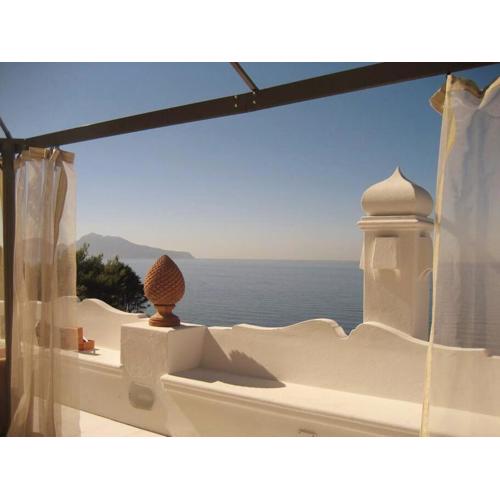 VILLA EDES
