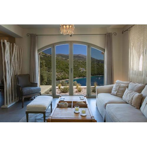 Villa Elanthy-New Luxury villa with private sea access