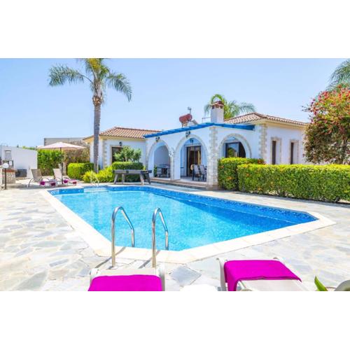 Villa Elissa by Villa Plus