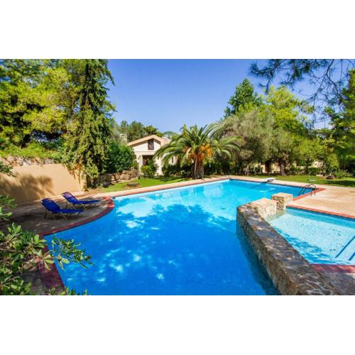 Villa Erato - Your Dream Getaway in Sani Seaside