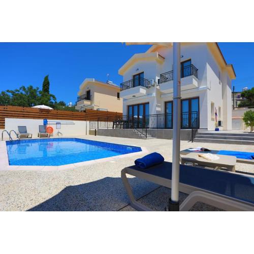 Villa Ernica