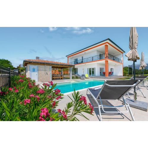 Villa Eva