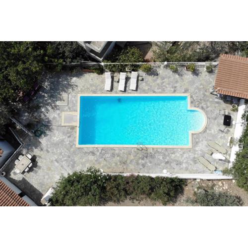 Villa Evridiki - Walking distance to beach