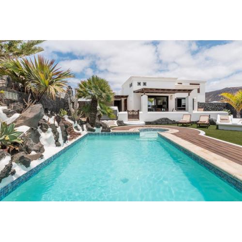 Villa Faro Park with private pool