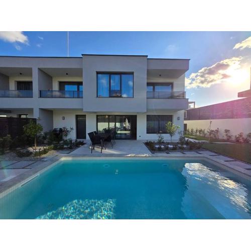 Villa Felicity