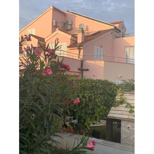Villa Flipa Apartman Lilly