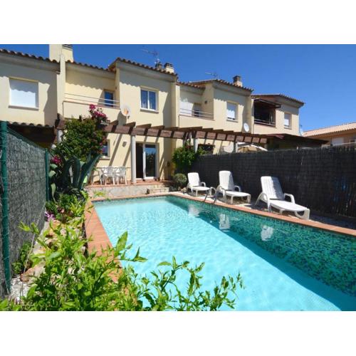 Villa Fluvia for six people in Lescala