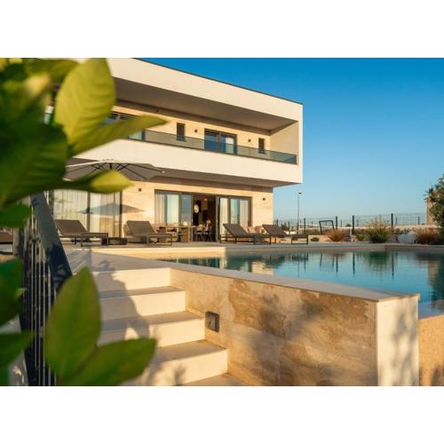 Villa Freedom