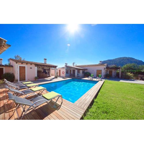 Villa Fullos by Sealand Villas