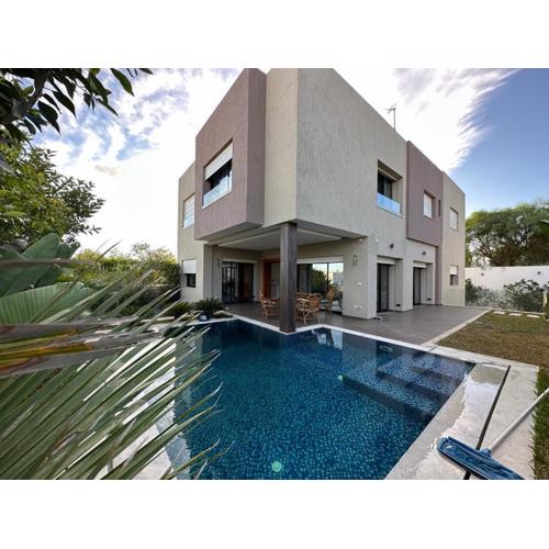 Villa gammarth avec piscine