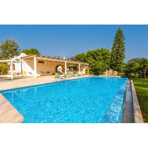 Villa Gavida by Villa Plus