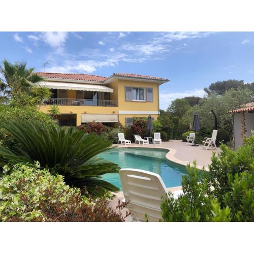 Villa Gecko