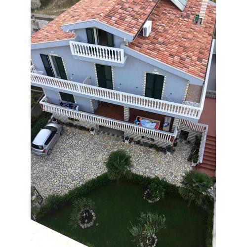 Villa George