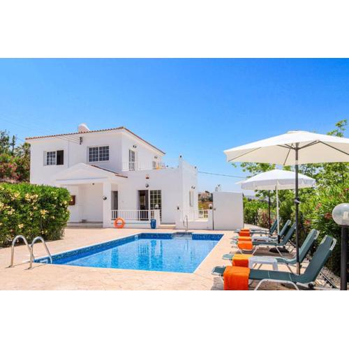 Villa Giota by Villa Plus