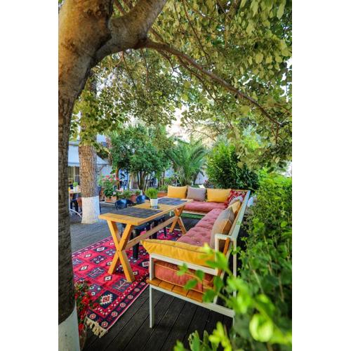 Villa Green Garden