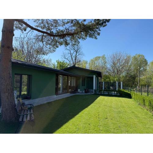 Villa Green House