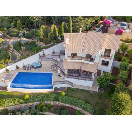 Villa HERMIONA