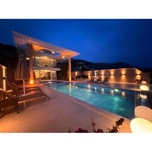 VİLLA HİLL SİDE 2 in Kalkan Center