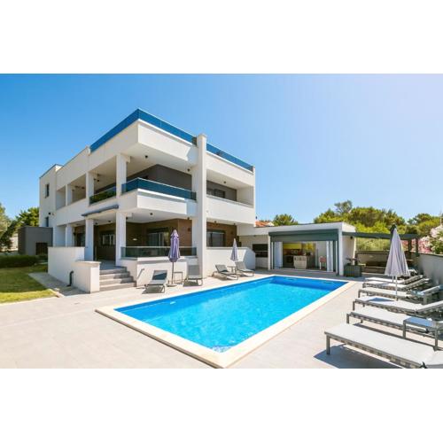 Villa Histra