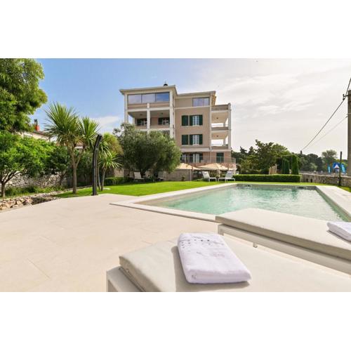 Villa Hresc M