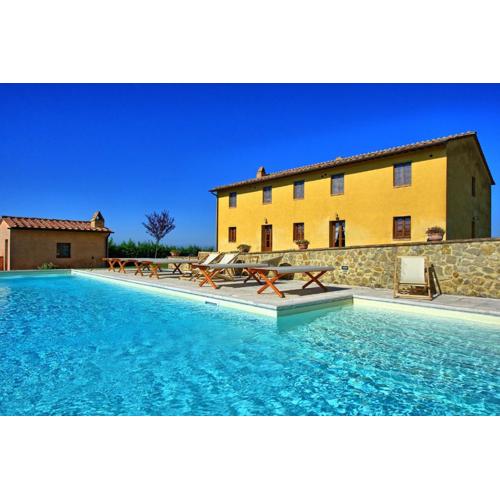 Villa Il Caggio by PosarelliVillas