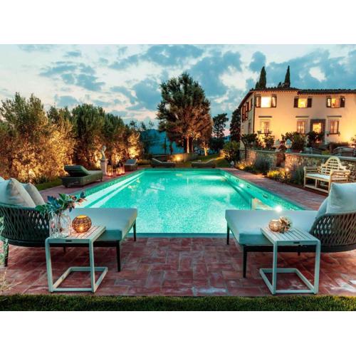 VILLA IL CASTELLO Vibrant Sanctuary of Enchanting Colours