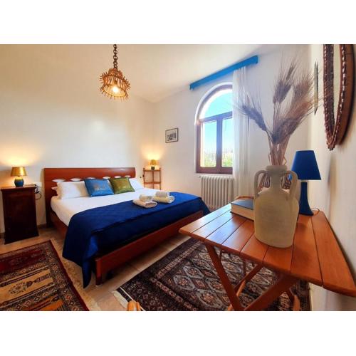 Villa immersa nel verde, spiaggia a 200m