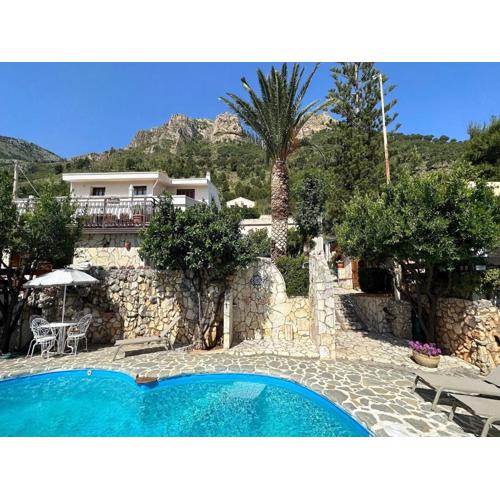 Villa in Castellammare del Golfo