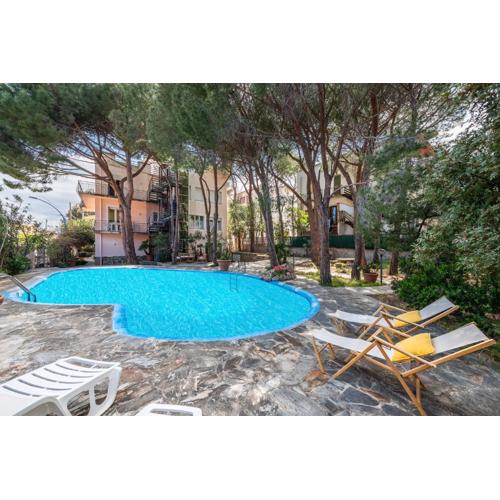 villa in centro con piscina