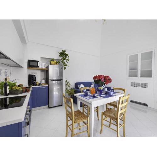 Villa in Positano with Sea-View Terrace