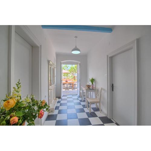 Villa in Pula, 5 min walk from the amphitheatre