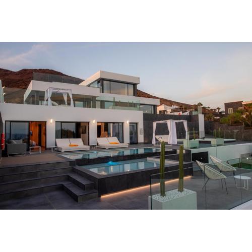 Villa Infinity