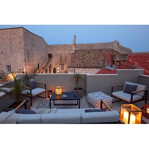 Villa inside the Old town with private terrace and floor heating