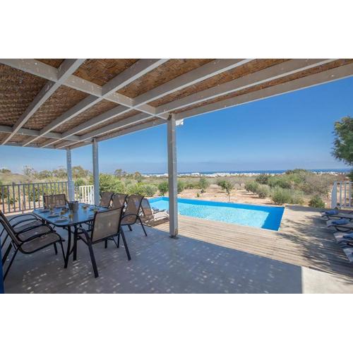 Villa Ioanni Helios - Stunning 4 Bedroom Protaras Villa - Few Minutes Drive To Fig Tree Bay