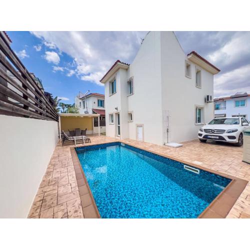 Villa Ioli - 3BR Retreat near Kalamies Beach