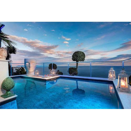 Villa Islamorada Pool and Sea View