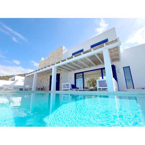 Villa Itaca Vista mar y piscina climatizada