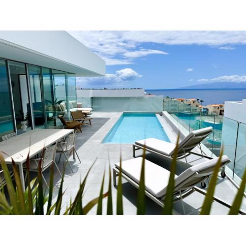 Villa Jan with heated pool