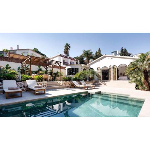 Villa Jazmine Exquisite Oasis Nuva Andalucia