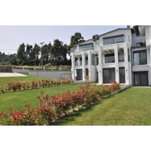 Villa Joana Kriopigi by Halkidiki Villas