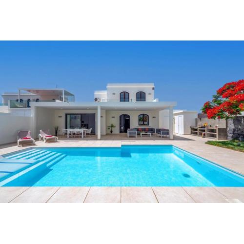 Villa Judit by Villa Plus