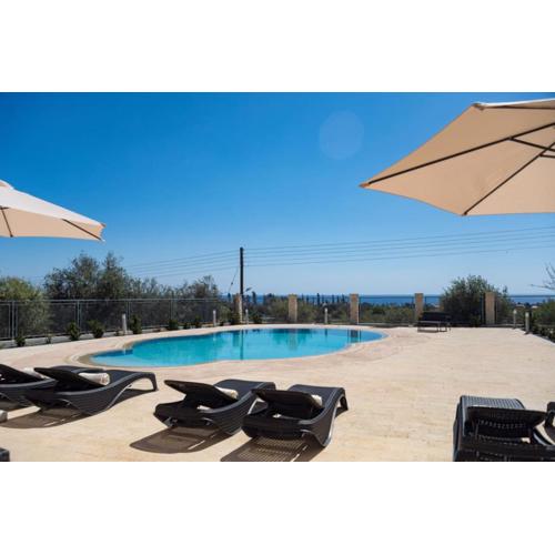 Villa Juliana 1