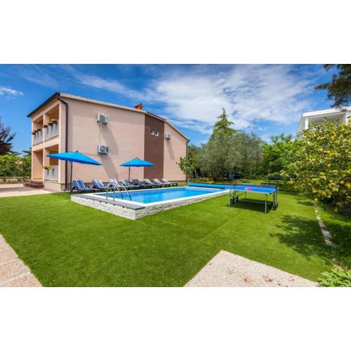 Villa Ketty in Fažana with playground, sea view and private pool