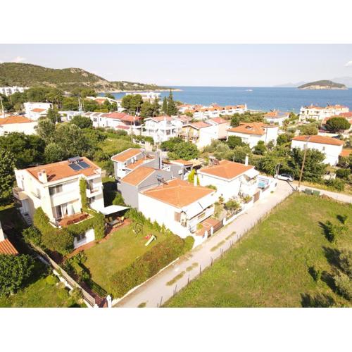 Villa Kyriaki Nea Iraklitsa 200m from the sandy beach