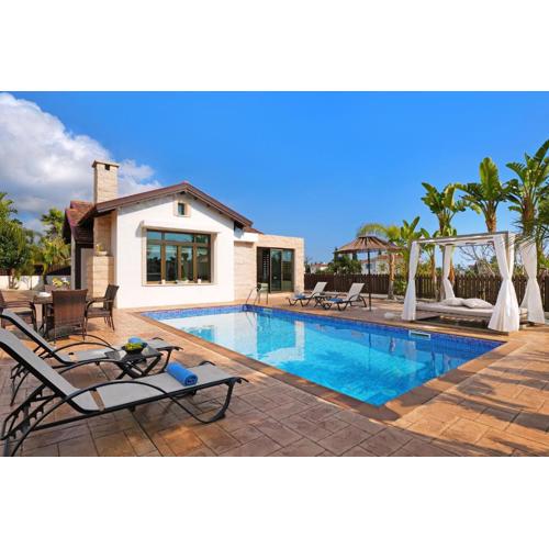 Villa Lara - 3bed Bangalow with Large Pool