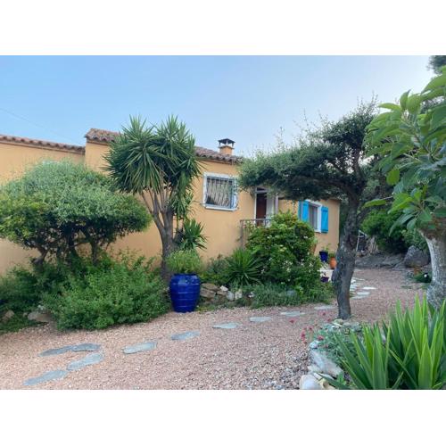 VILLA LARGIA porto vecchio - A 5 MIN DES PLAGES DE PALOMBAGGIA - CALME- CLIMATISATION