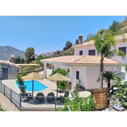 VILLA LAS VIÑAS