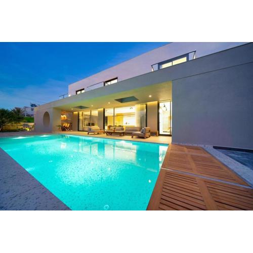 Villa Laser