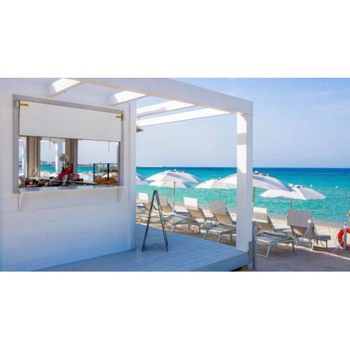Villa Le Dune a few steps from the sandy beach of Maria Pia