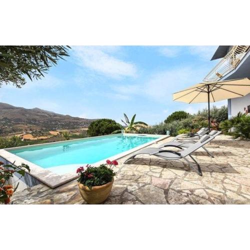 Villa Le Terrazze Blu by Sicily Travelling Villas